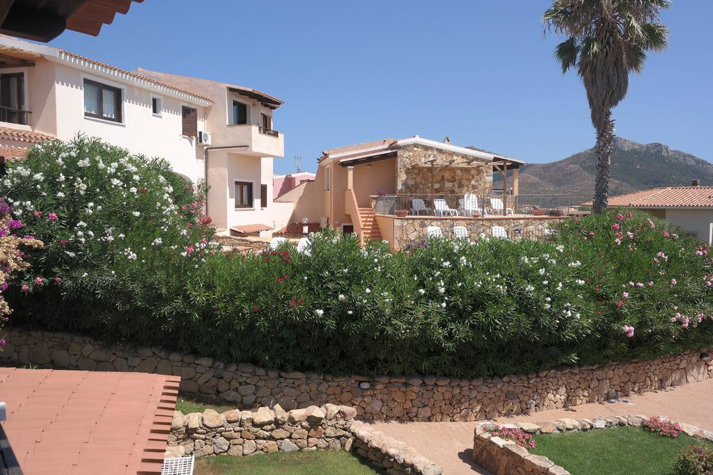 Sardinia Blu Residence Golfo Aranci Exterior foto