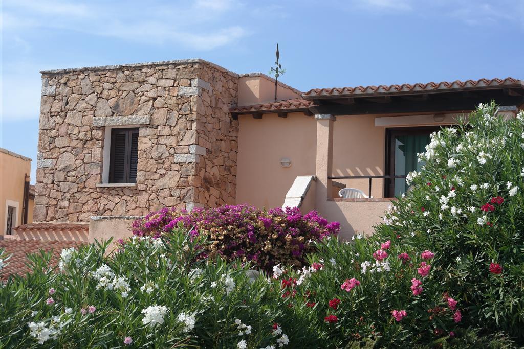 Sardinia Blu Residence Golfo Aranci Exterior foto