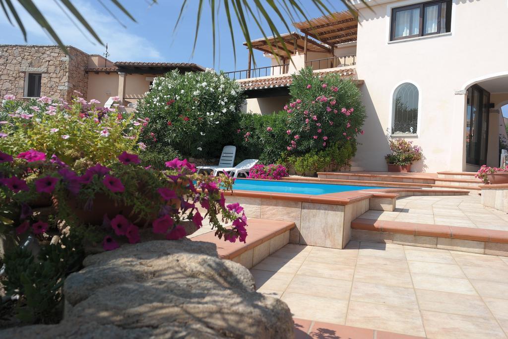 Sardinia Blu Residence Golfo Aranci Exterior foto