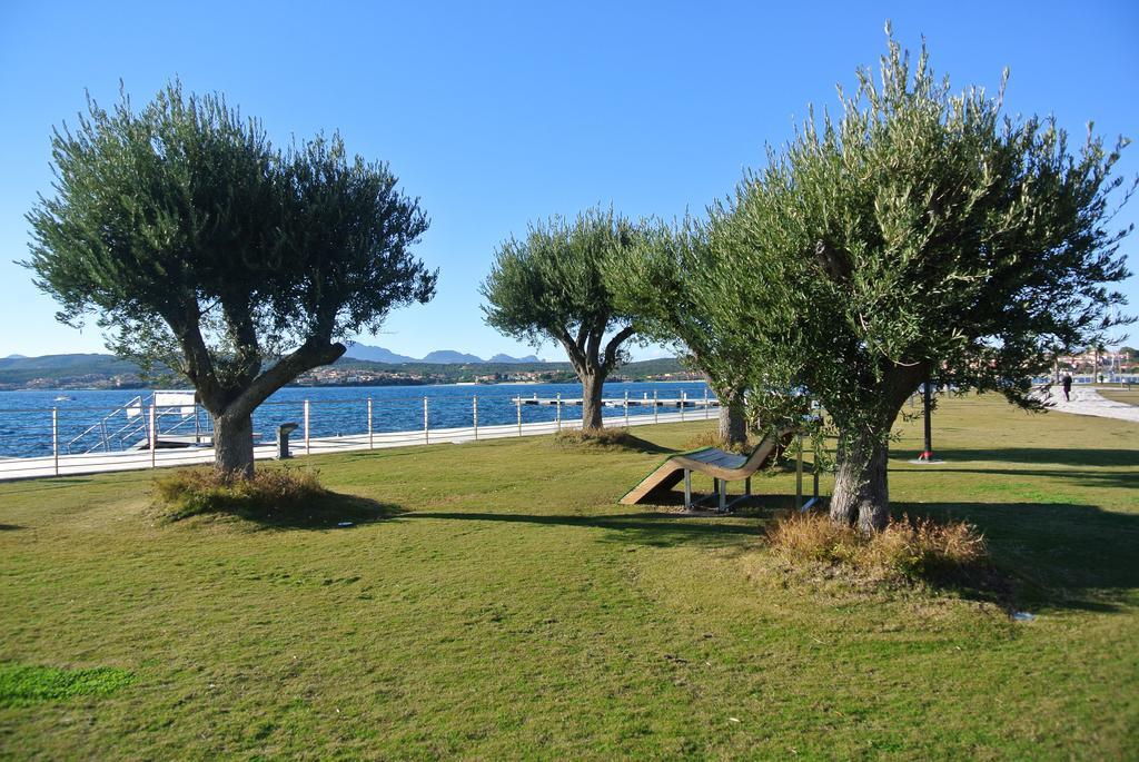 Sardinia Blu Residence Golfo Aranci Exterior foto