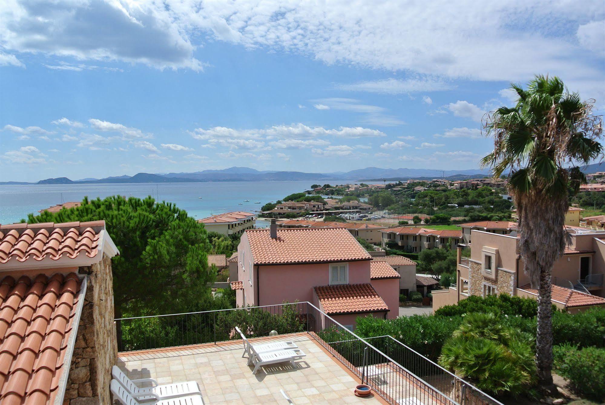 Sardinia Blu Residence Golfo Aranci Exterior foto