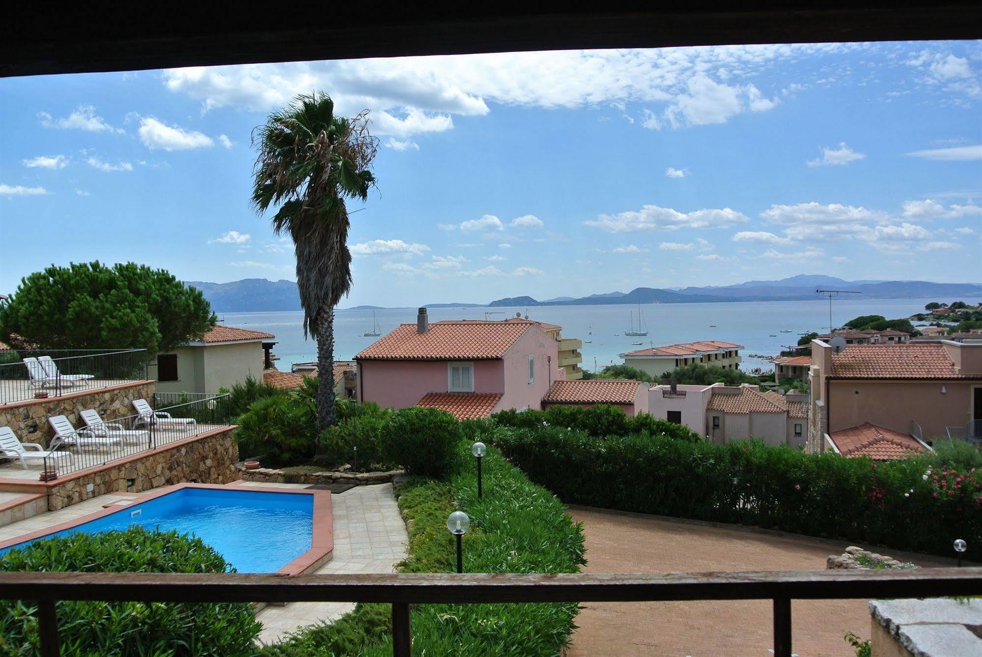 Sardinia Blu Residence Golfo Aranci Exterior foto