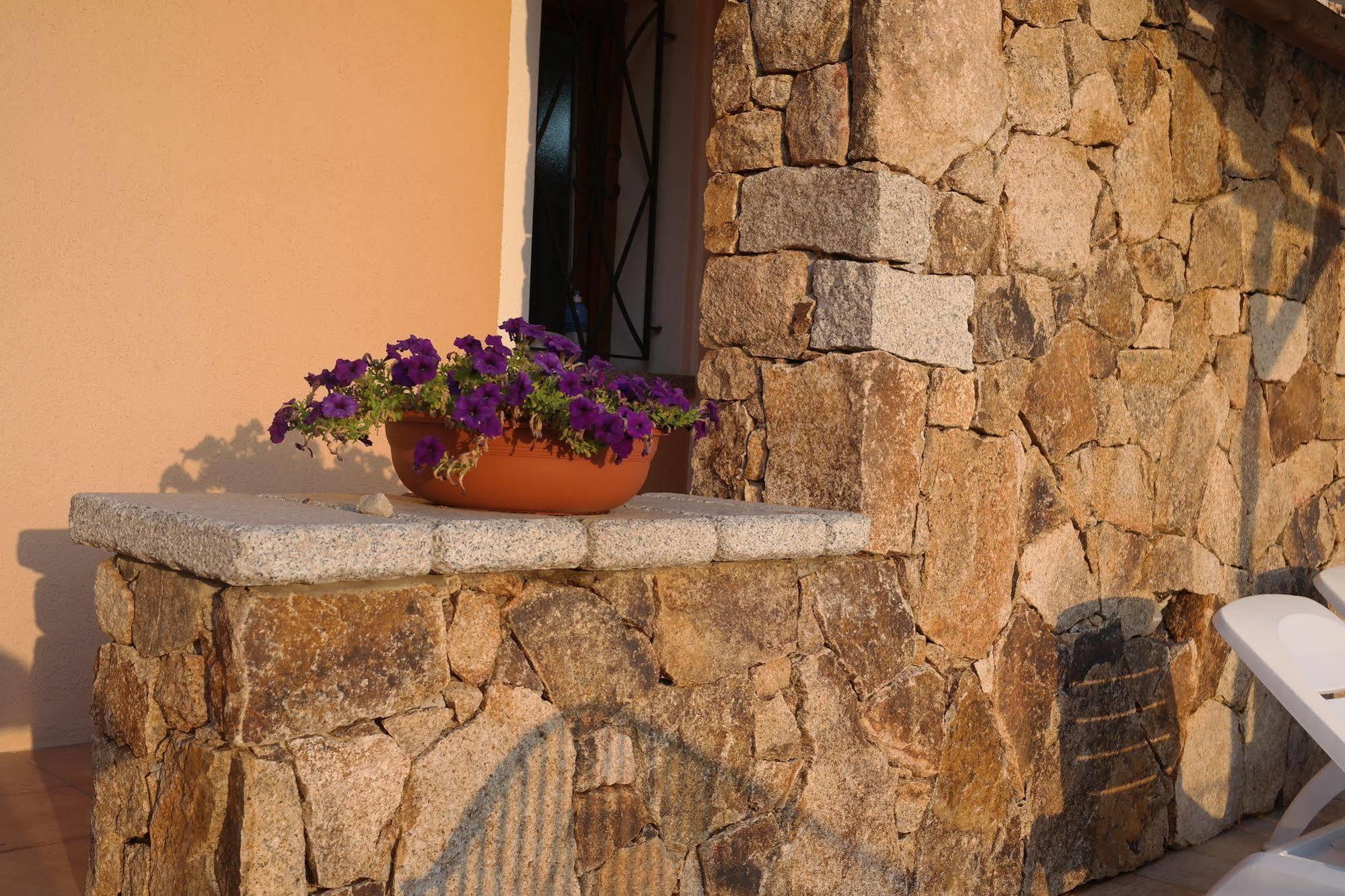 Sardinia Blu Residence Golfo Aranci Exterior foto